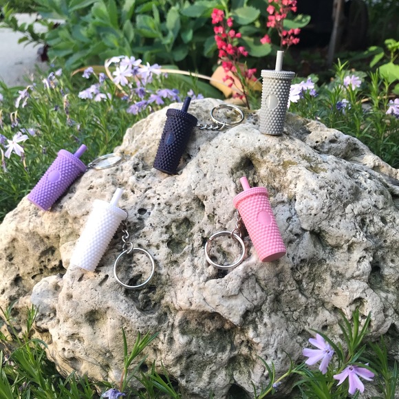 Pink Mini Studded Tumbler Keychain - Picture 4 of 4